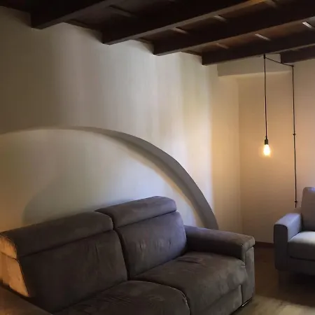 Al Vecchio Porto Casa A Cannero * Cannero Riviera