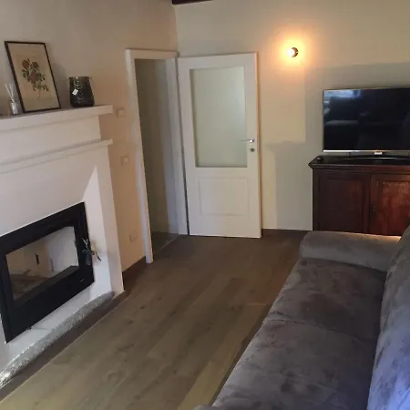 Al Vecchio Porto Casa A Cannero Holiday home Cannero Riviera